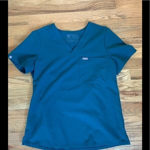 Figs medium Catarina scrub top
